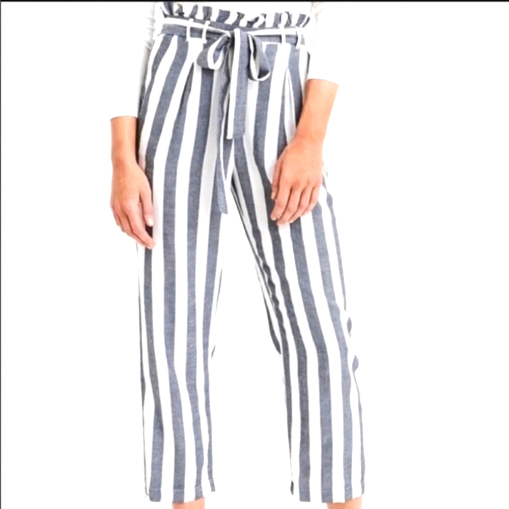 American Eagle paper bag waisted Pants Size M
